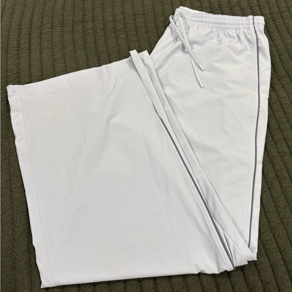 Lululemon Court Rival Wide-Leg Track Pant Regular Starch Blue Solar Grey Size 12
